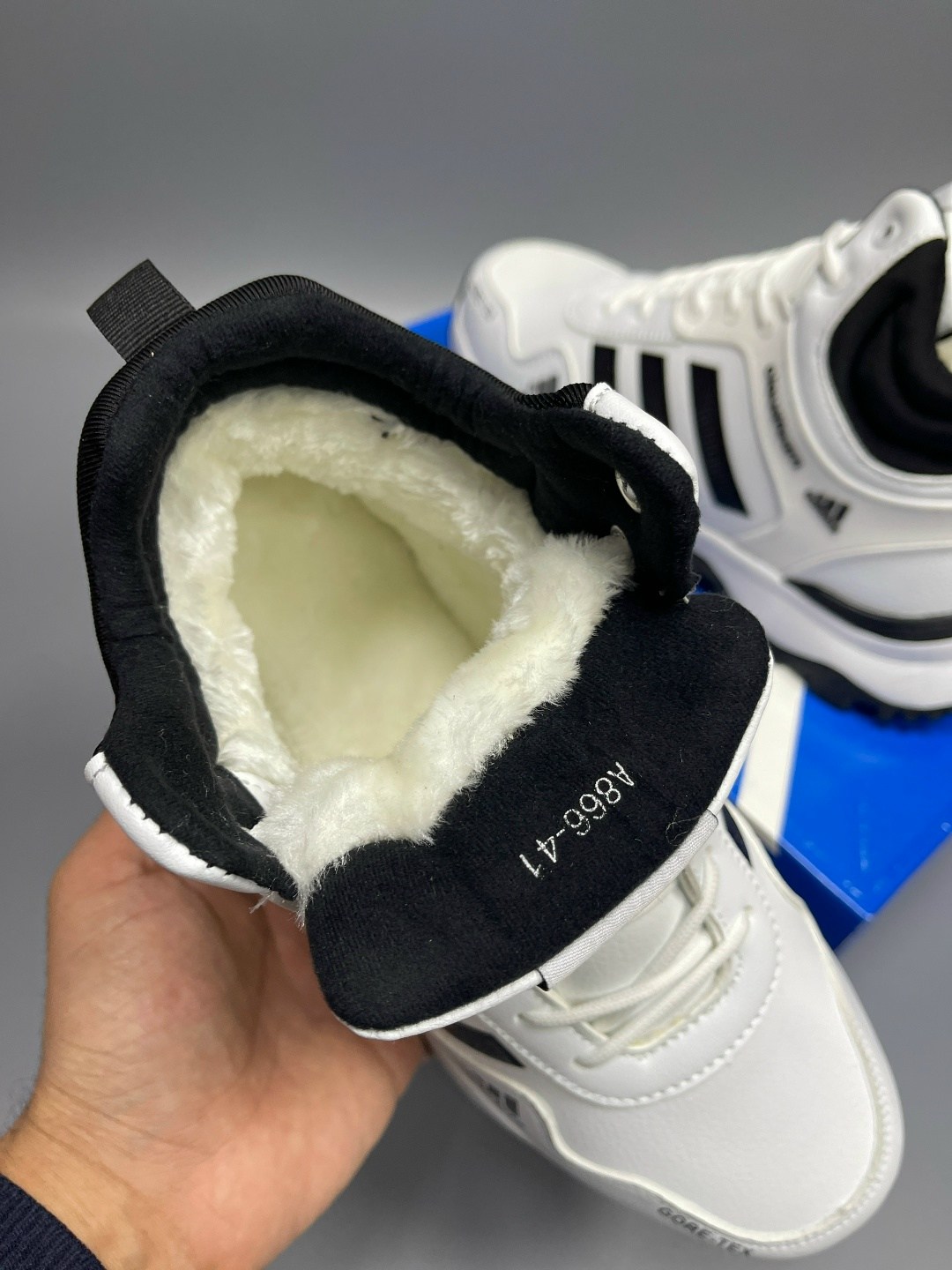 зимние кроссовки adidas,кроссовки adidas gore tex,кроссовки adidas,кроссовки мужские зимние adidas,кроссовки мужские adidas