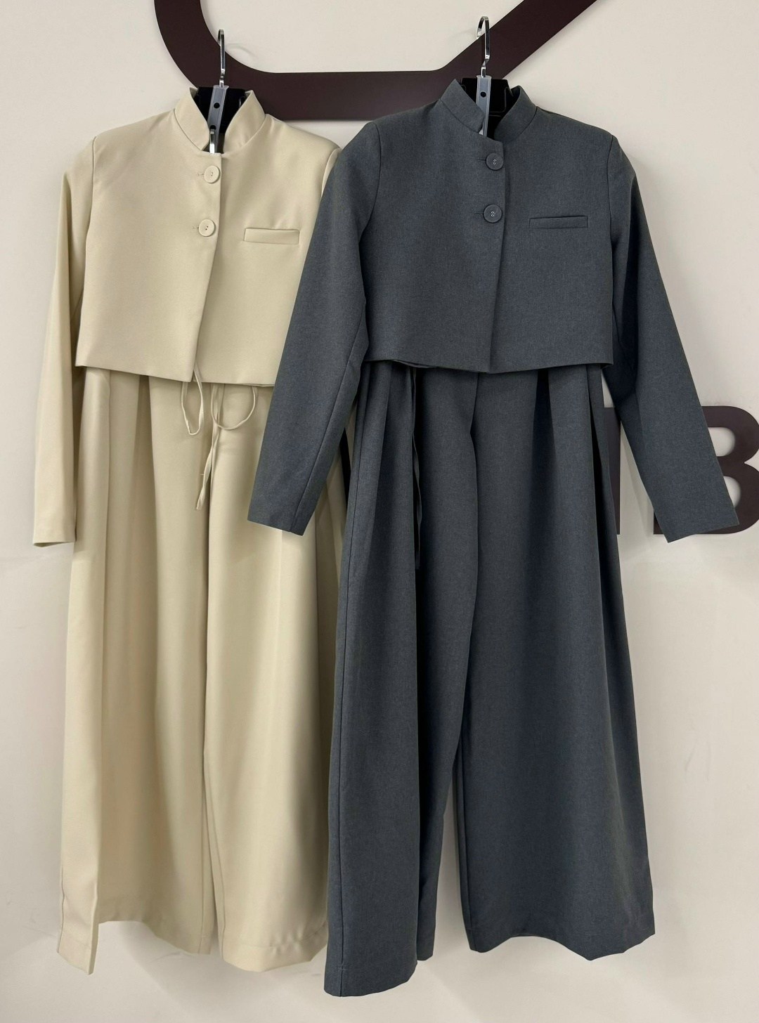 костюмы брючные,костюмы женские,стильные костюмы,брючные костюмы женские,белый брючный костюм