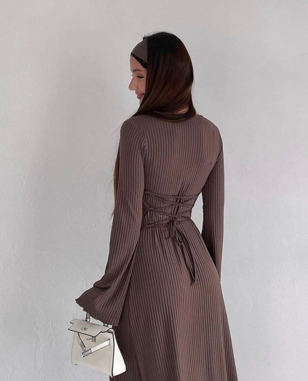 платье лапша 2025,элегантное платье лапша,платье лапша с завязками,платье лапша,платье длинное лапша