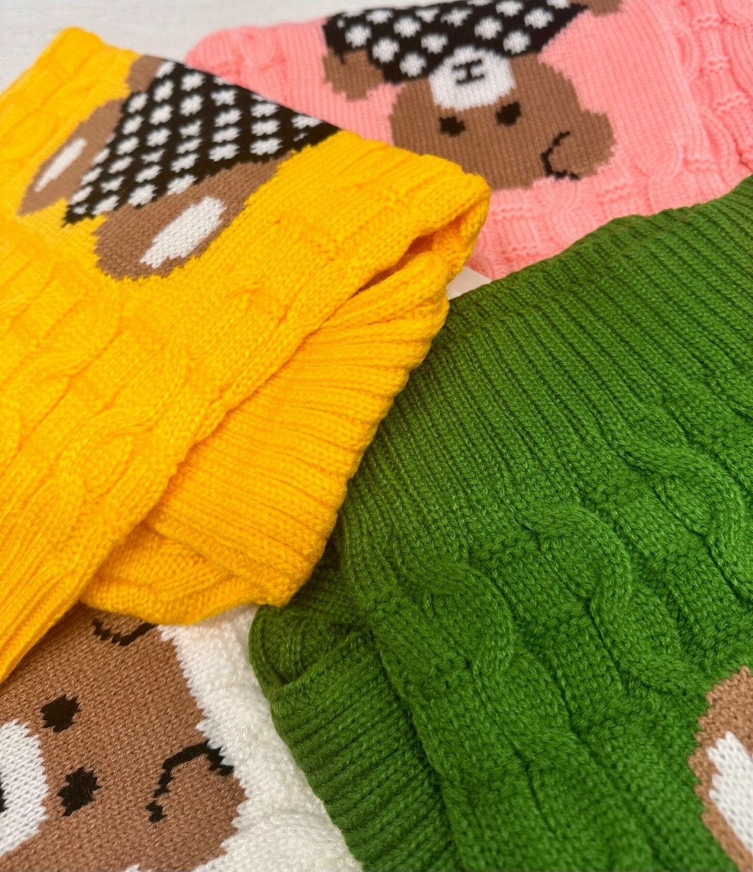 детский свитер,свитер для девочек,свитер детский вязаный,детский свитер с медвежонком,свитер с мишкой