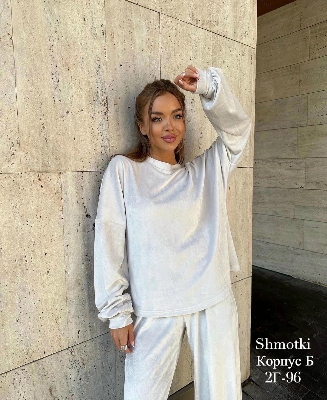 велюровый спортивный костюм двойка,велюровый брючный костюм женский,велюровые костюмы,костюм женский велюровый,костюм свободного кроя