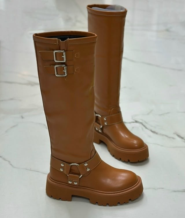 ,модные сапоги,высокие сапоги,сапог женский,сапоги до колен