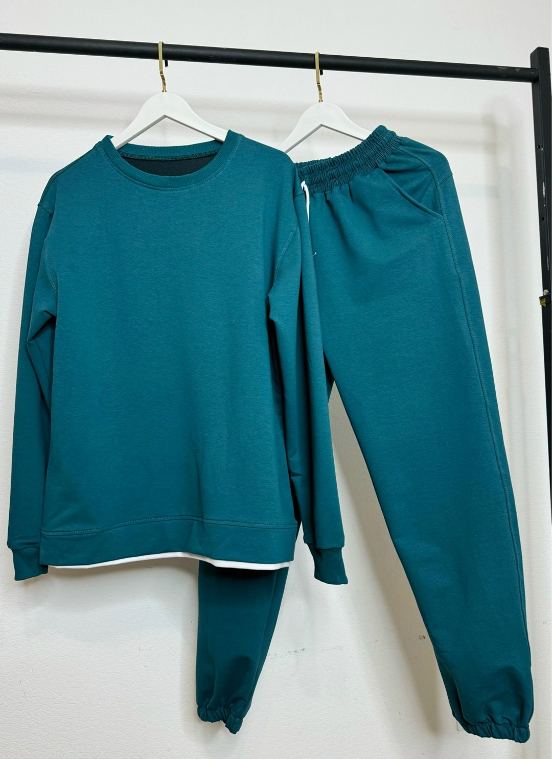 костюм спортивный с,костюм спортивный с брюками,спортивный костюм для мужчин,мужские спортивные костюмы,мужская мода