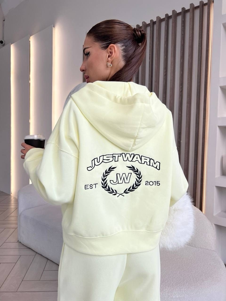 спортивные костюмы женские,стильные костюмы,костюм спортивный с,спортивные костюмы на флисе,спортивный костюм на флисе женский