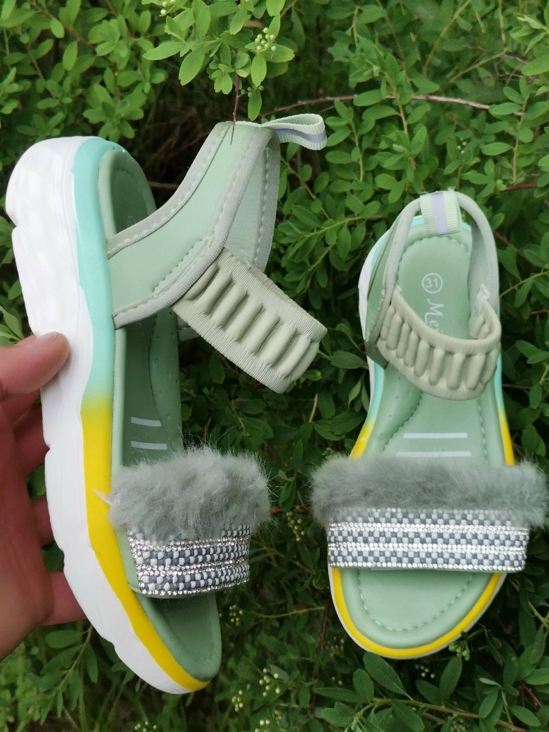 ,босоножки женские,босоножки для девочек,босоножки зеленые,спортивные босоножки