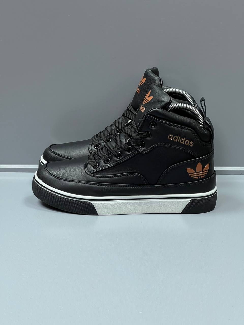 зимние кроссовки adidas,кроссовки зимние мужские adidas,мужские кроссовки adidas,кроссовки adidas,зимние ботинки adidas