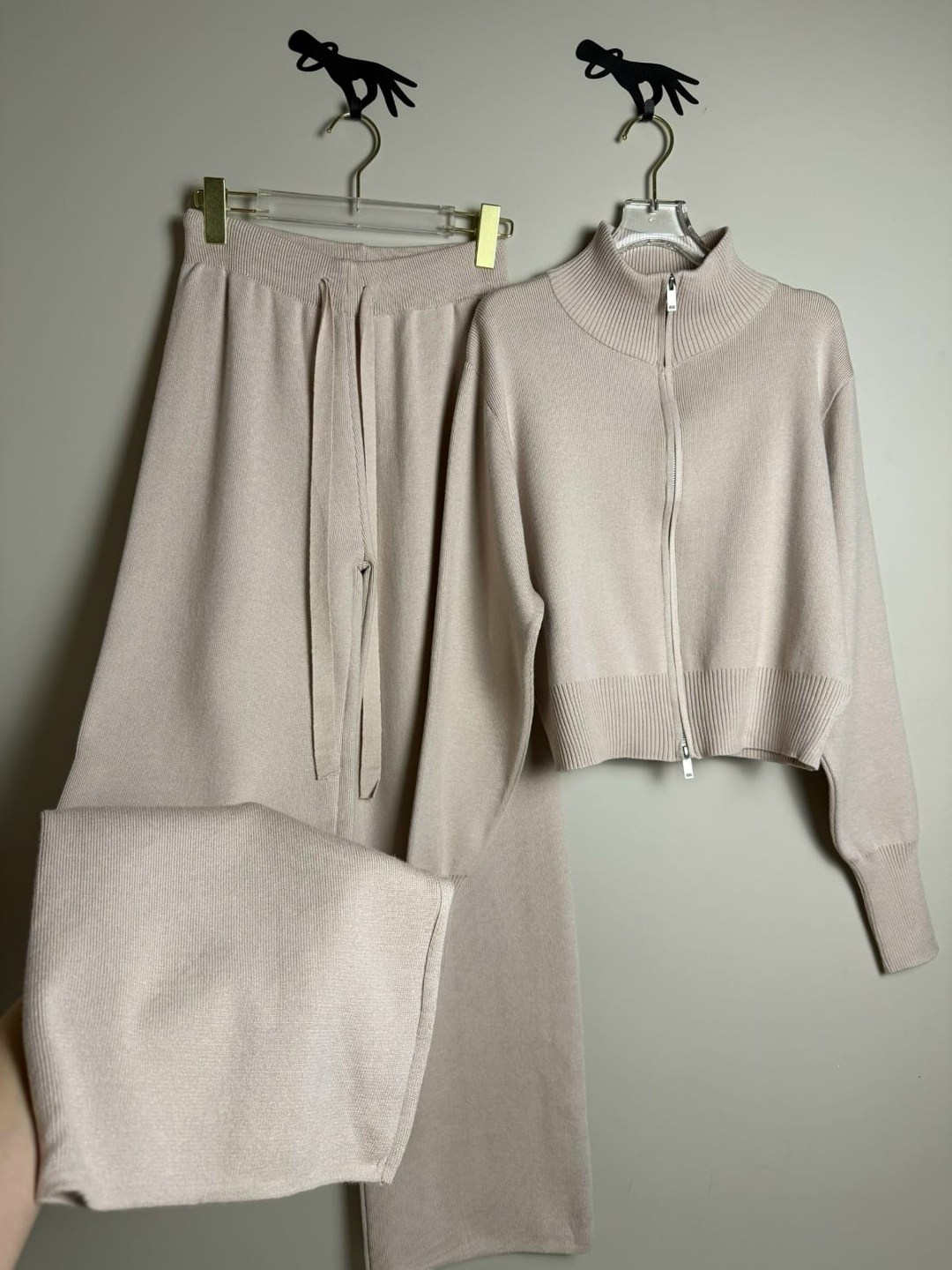 кашемир костюм,костюм кашемировый,костюм из кашемира,трикотажные костюмы,трикотажные костюмы женские