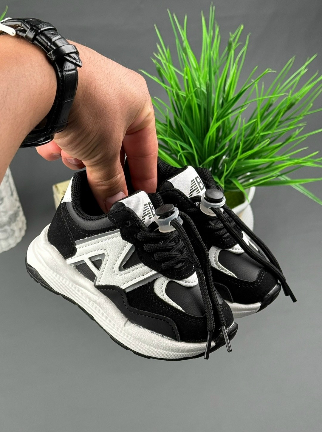 детские кроссовки,модные кроссовки,спортивная  для мальчика,кроссовки,кроссовки для мальчика девочки