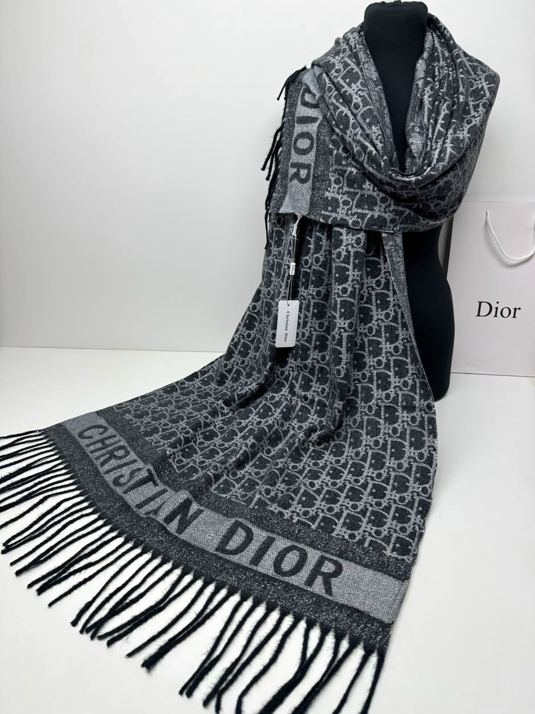 палантины dior,палантин christian dior,палантин диор,шарф dior,палантин женские
