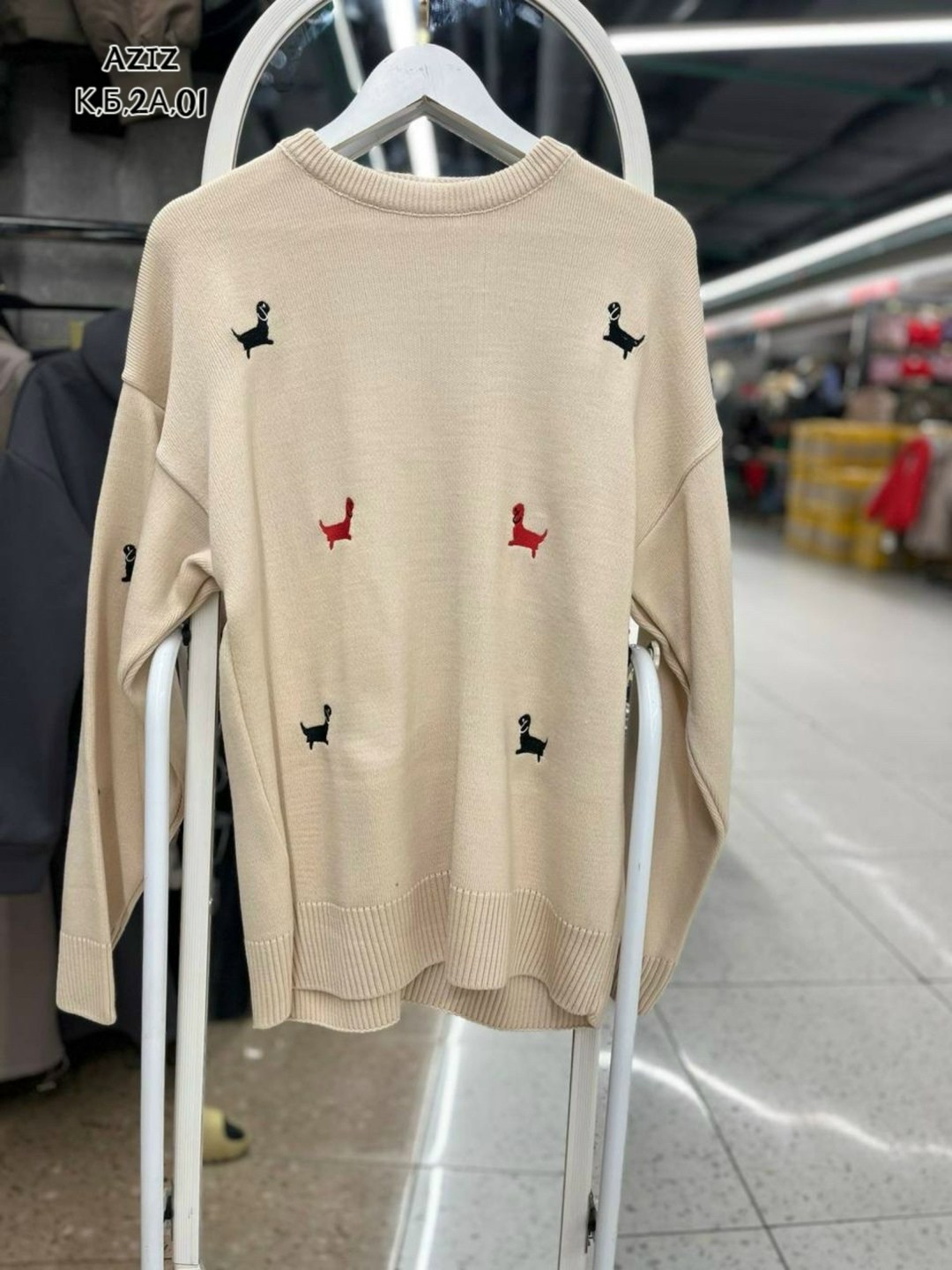 свитер с вышивкой,свитер,повседневный джемпер,свитера женские,джемпер с принтом