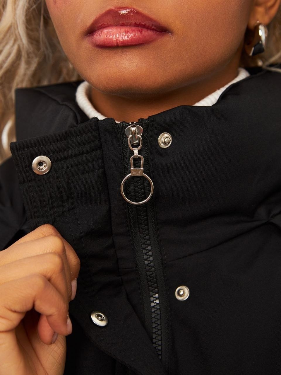 зимние куртки женские,куртка женская,пуховики оверсайз,куртка оверсайз,пуховик черный