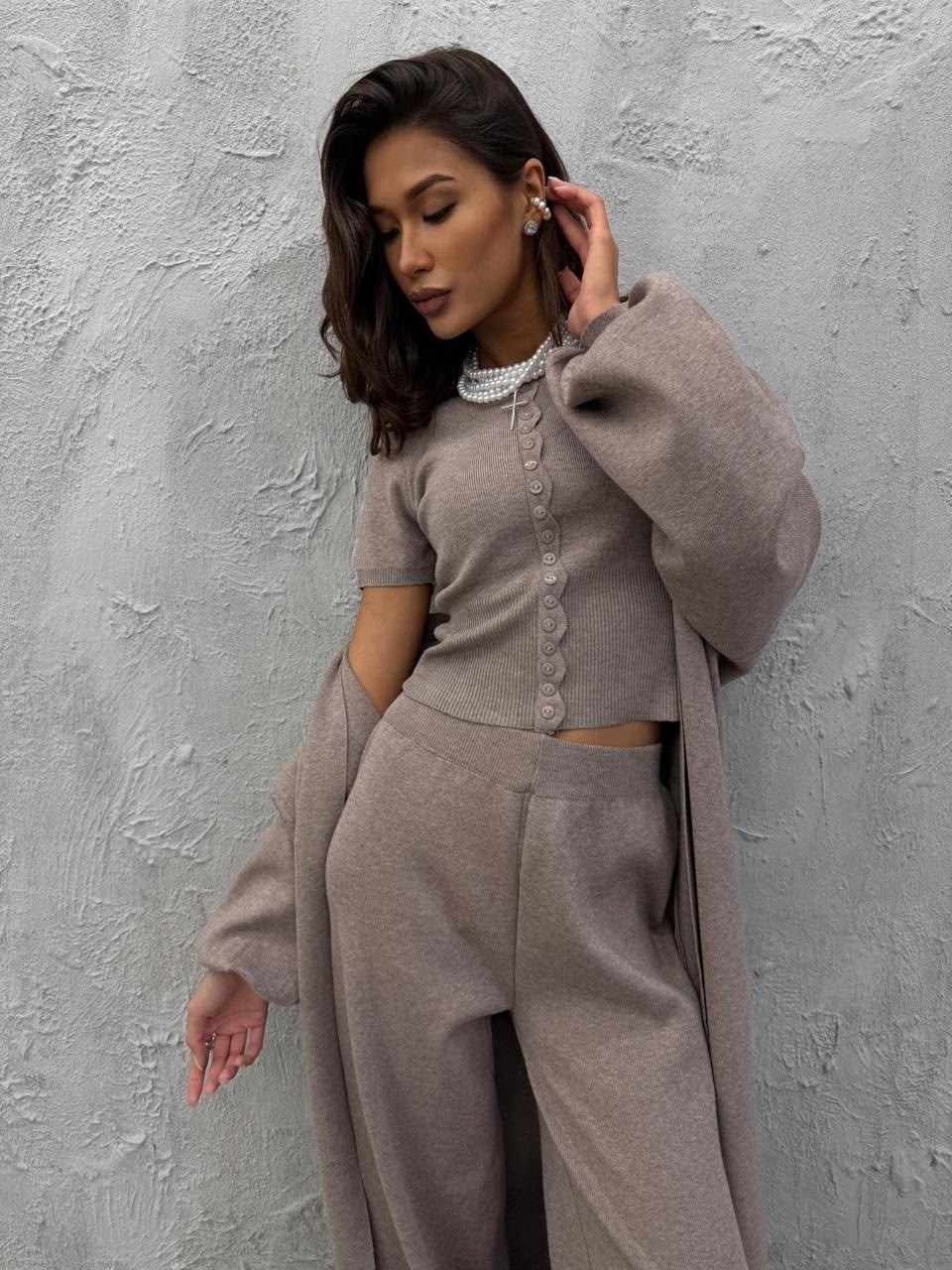 трикотажные костюмы,костюмы брючные,трикотажное платье,коричневое платье