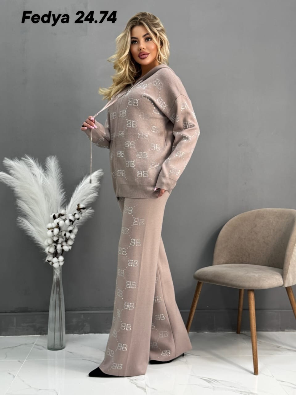 костюм трикотажный женский,костюмы комплекты,женские костюмы,трикотажные костюмы,вязаные костюмы