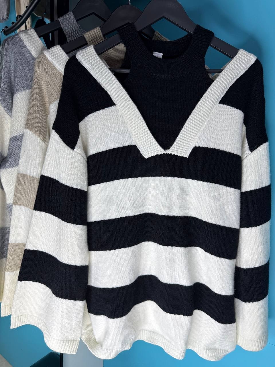 женский трикотажный свитер в полоску,модные свитера,свитер джемпер в полоску,свитер,вязаные свитера