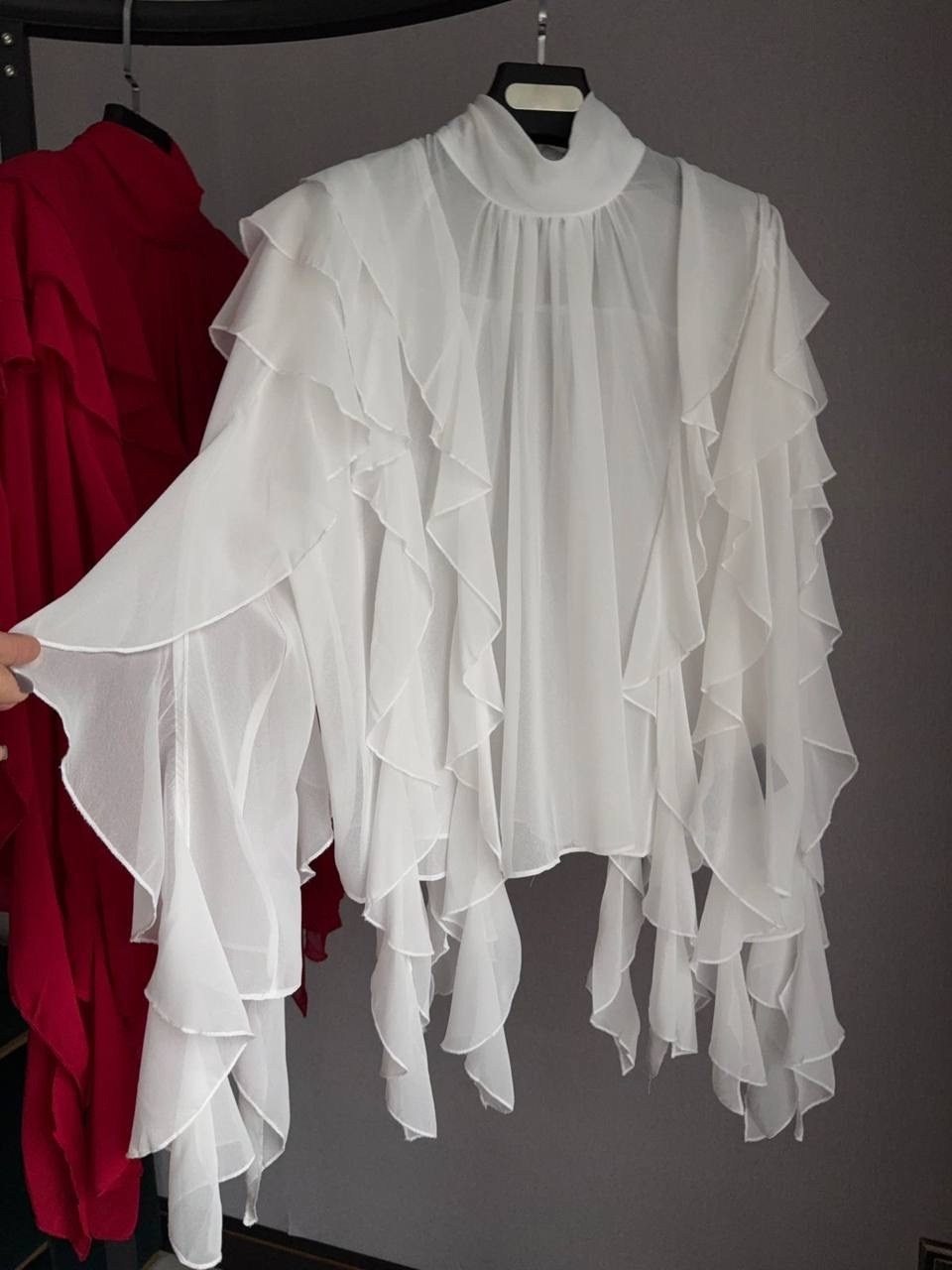 блузка с оборками,стильная блузка,элегантная блузка,блуза нарядная,шифоновая блуза