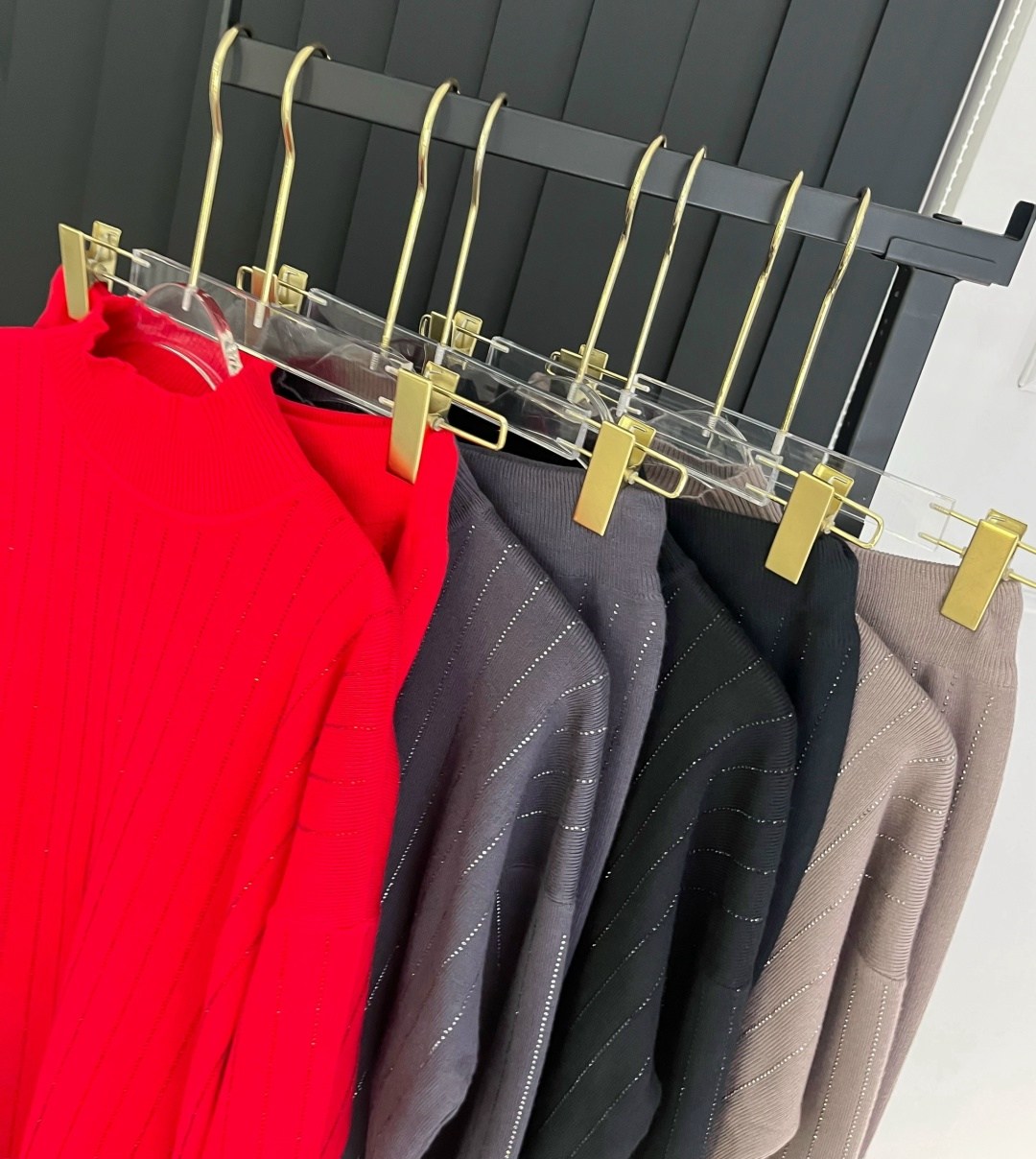 трикотажные костюмы,теплый костюм,одежда женская,модная одежда,костюмы двойки