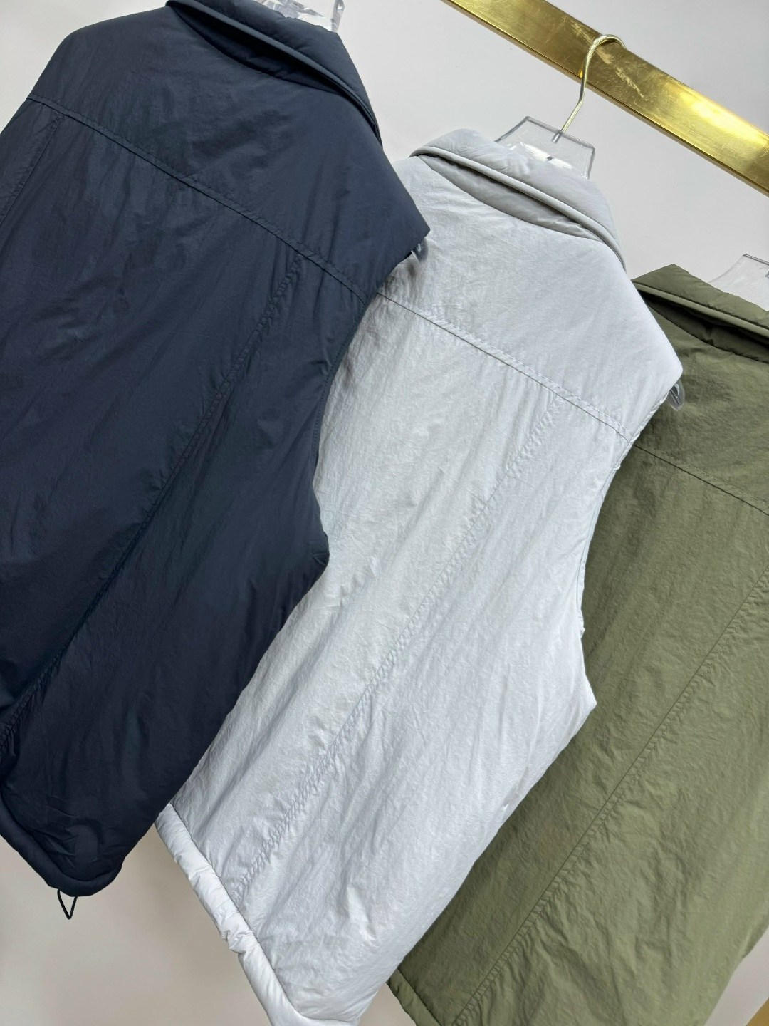 жилетки женские,жилетка,жилет,жилет женский,жилет на синтепоне