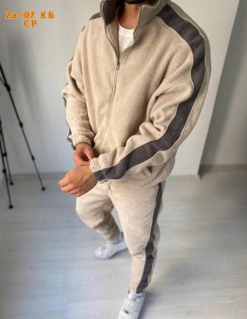 Костюм
