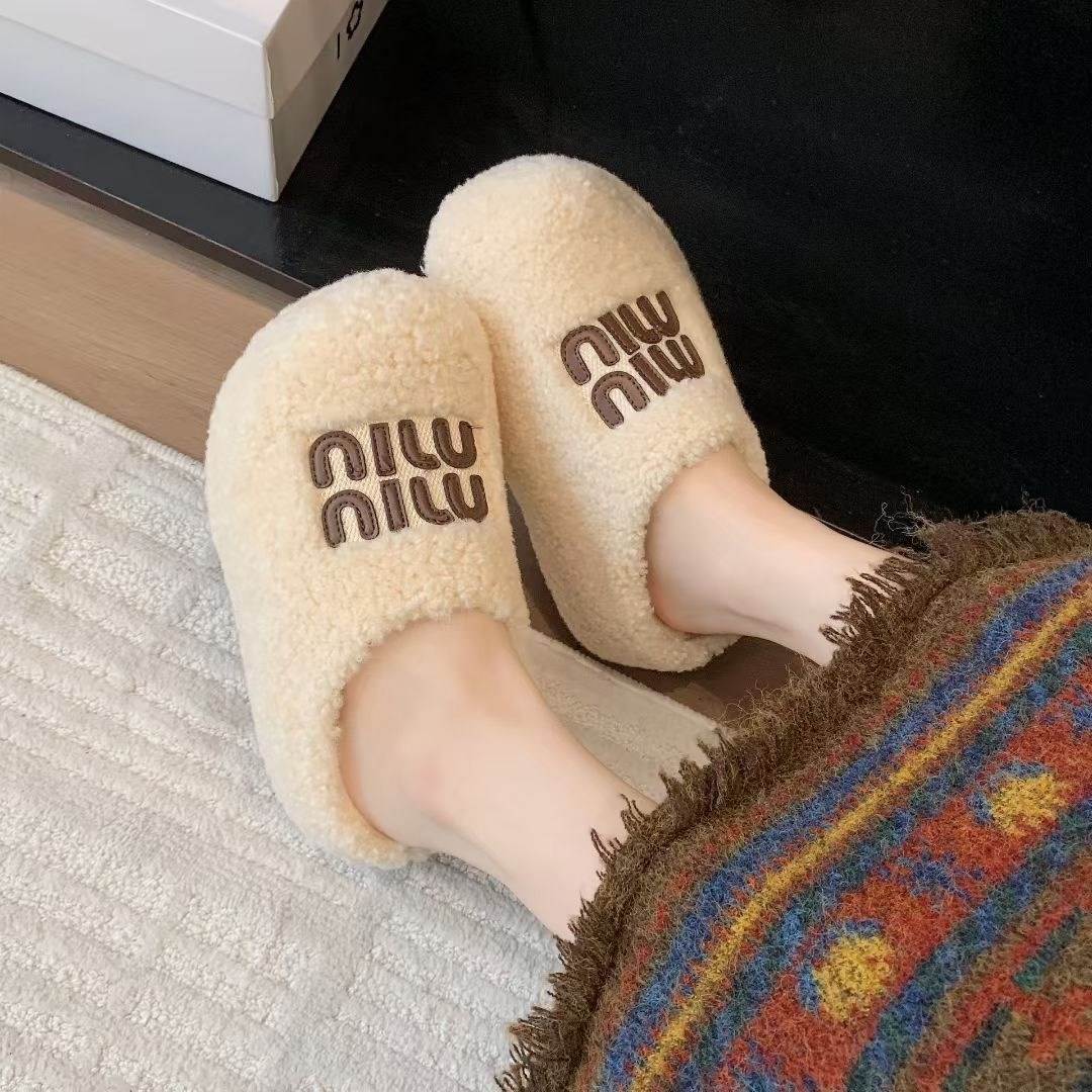,тапочки модные,домашние тапочки,тапки с мехом,домашние тапки