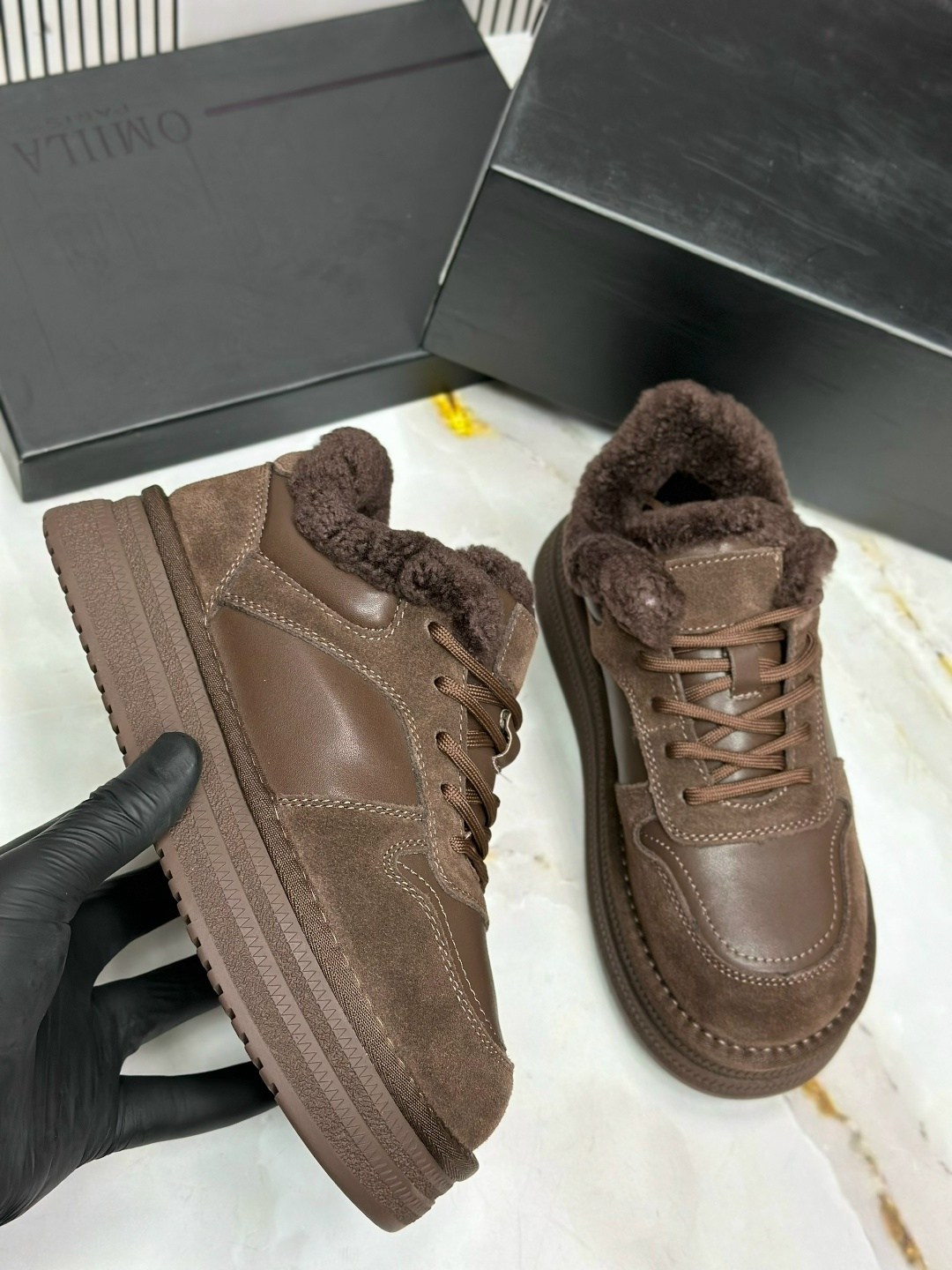 ,женская ,женская зимняя ,обуви,кроссовки замшевые