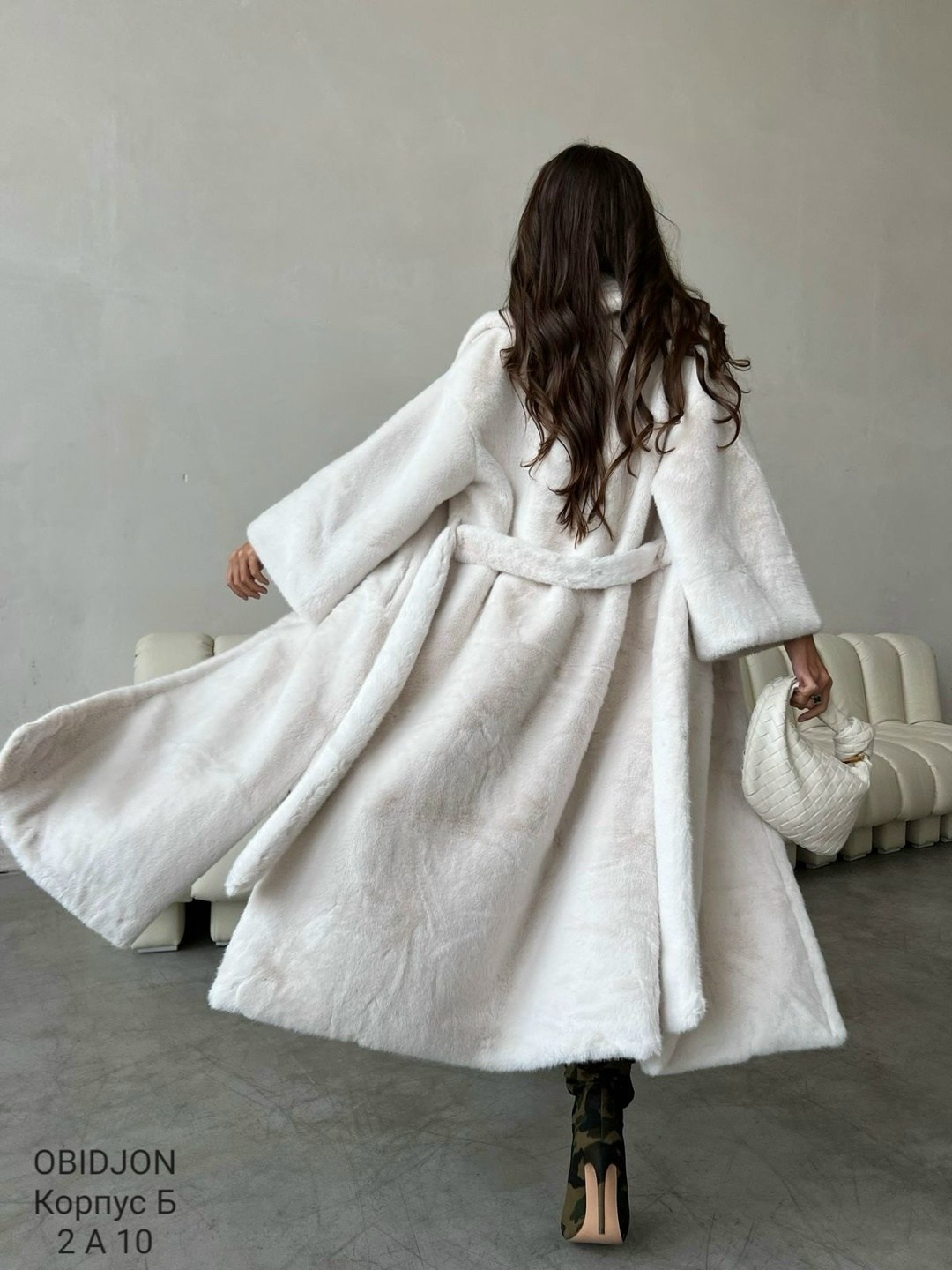 шуба белая,шубка,шуба из эко меха,белая шубка,женская шуба