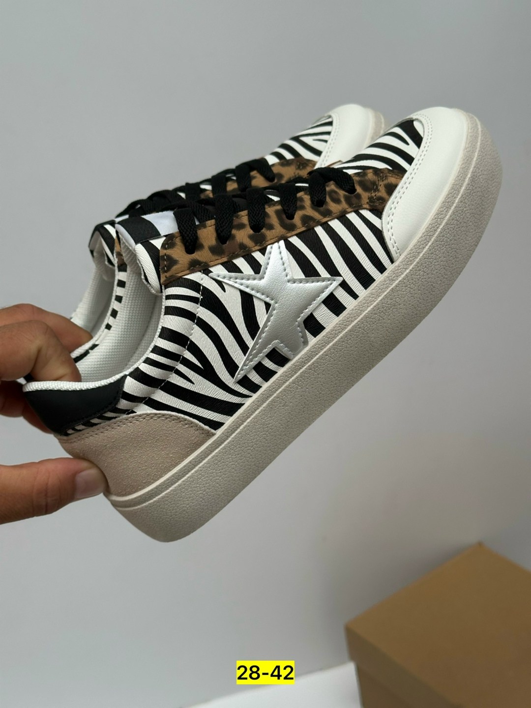 ,кроссовки женскиe,стильные кеды,модные кроссовки,женские кеды