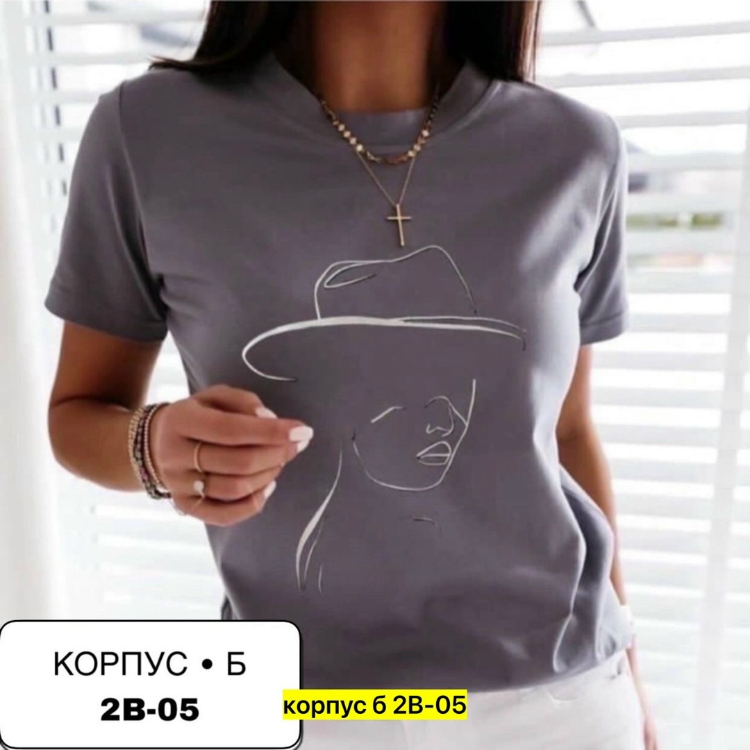 футболки женские ,футболка женская,футболка со стразами женская,модные футболки со стразами,