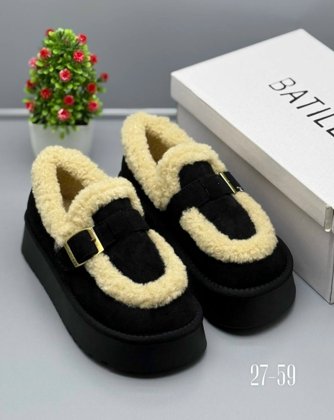 угги женские,,зимняя  женская,женская ,меховая