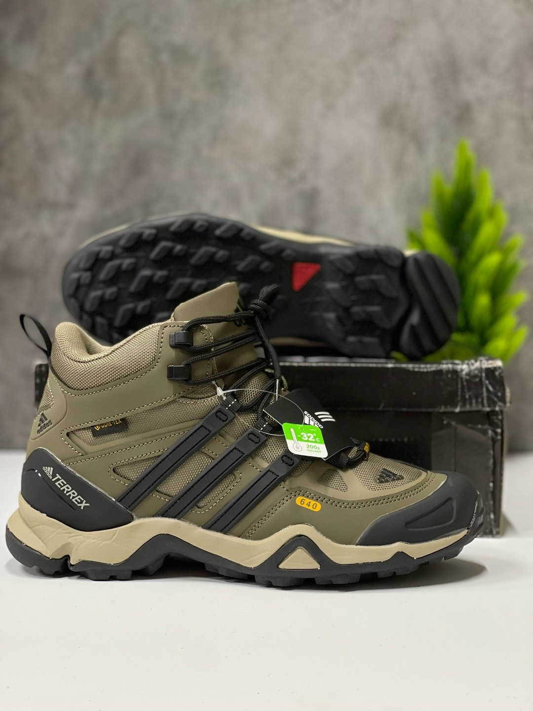 ботинки adidas terrex,ботинки adidas terrex winter,кроссовки зимние adidas terrex,термо кроссовки адидас,зимние кроссовки adidas