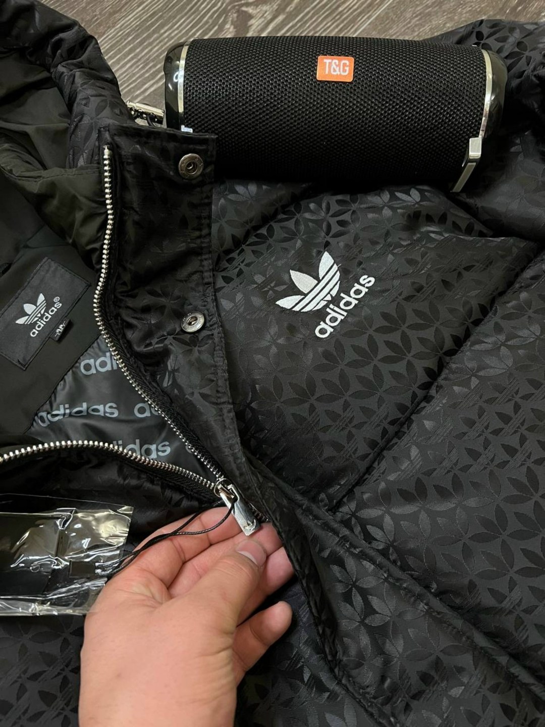 куртка мужская зимняя adidas,куртка зимняя adidas,пуховик мужской adidas,куртка зимняя adidas originals,куртка зимняя с капюшоном adidas