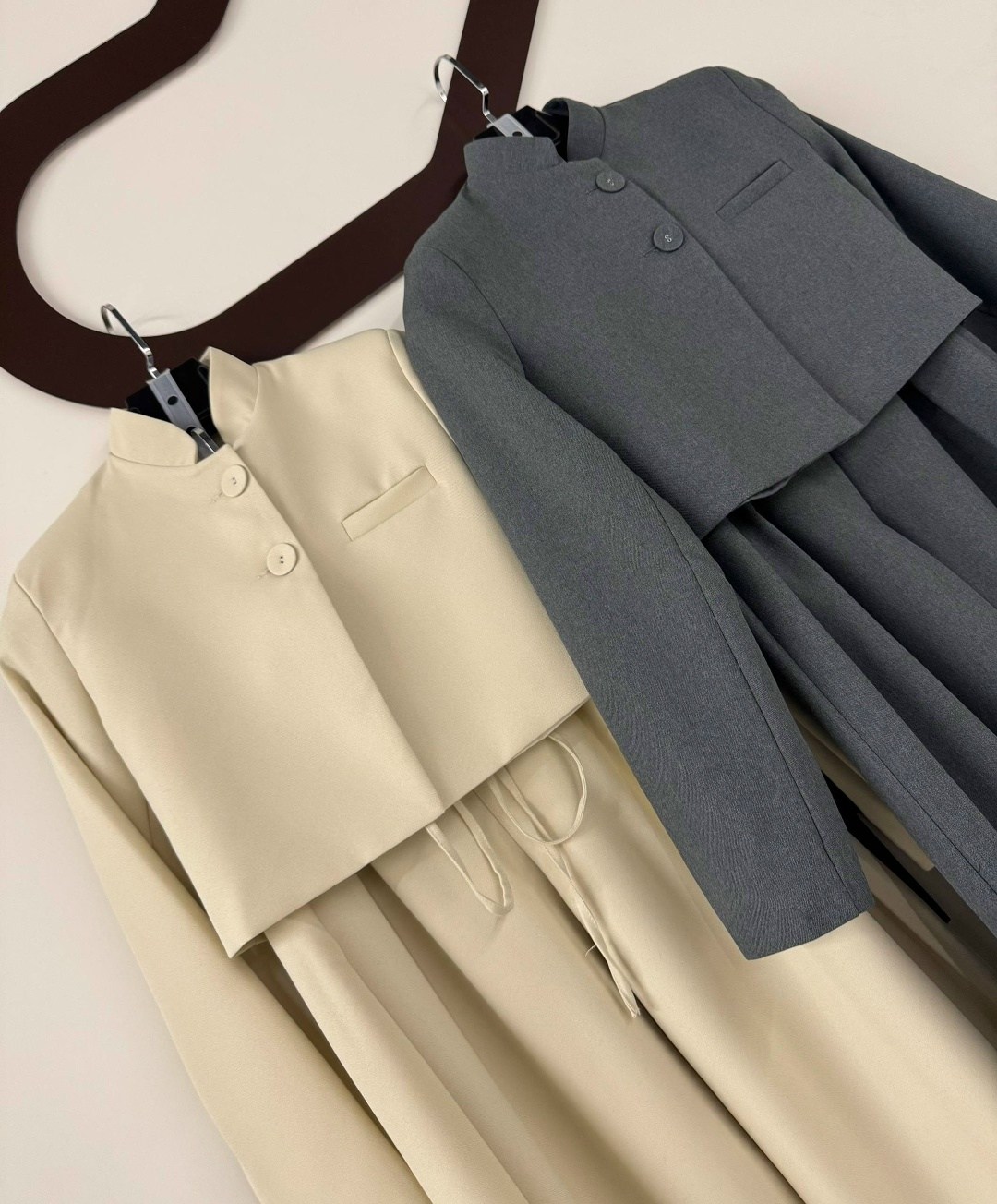 костюмы брючные,костюмы женские,стильные костюмы,брючные костюмы женские,белый брючный костюм