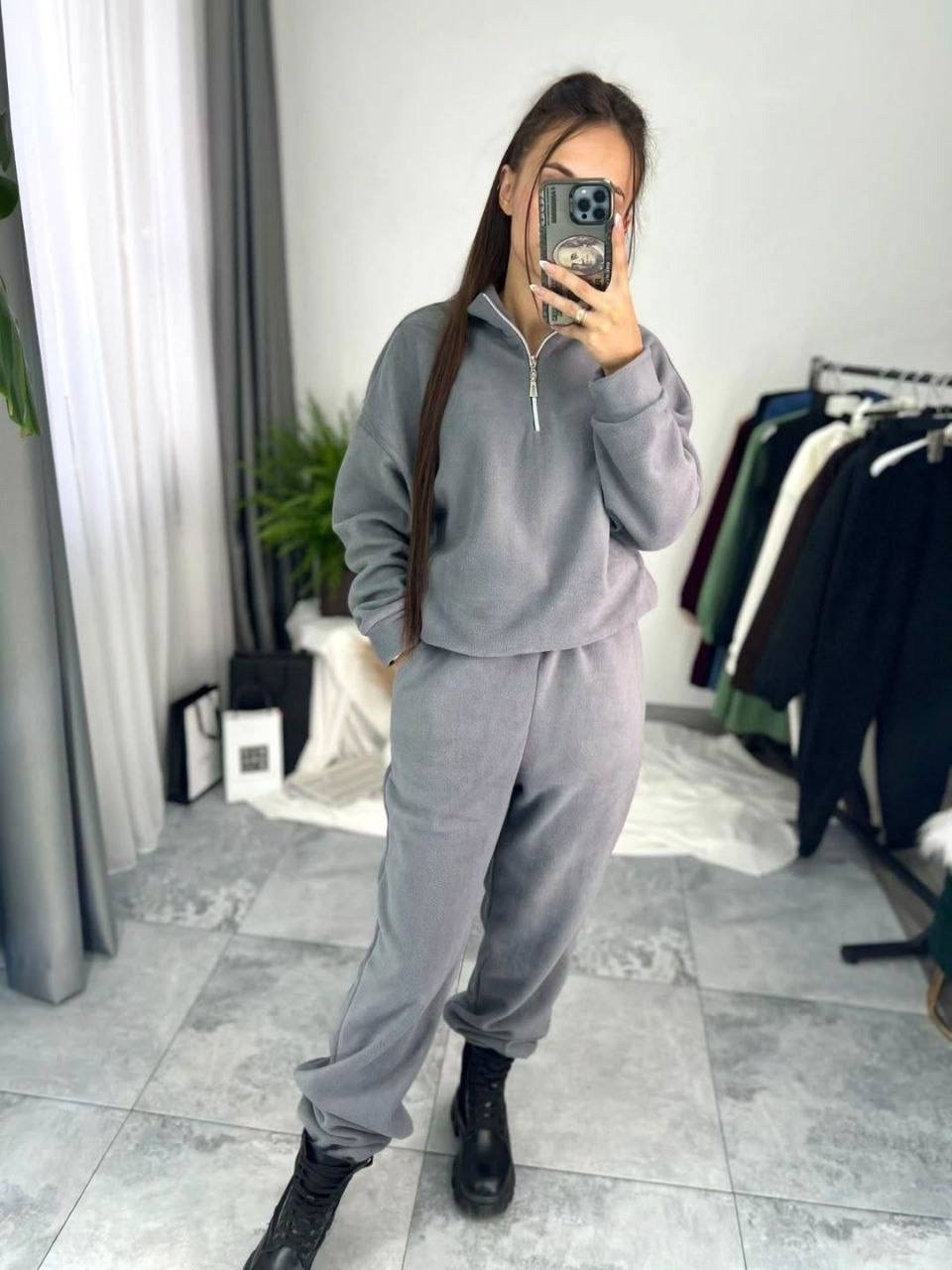 женский костюм на флисе,костюм на флисе,спортивные костюм,трикотажные костюмы,теплый костюм