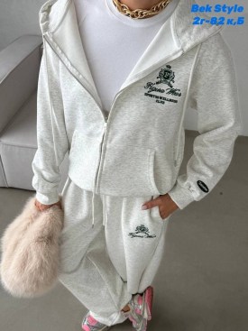 Костюм