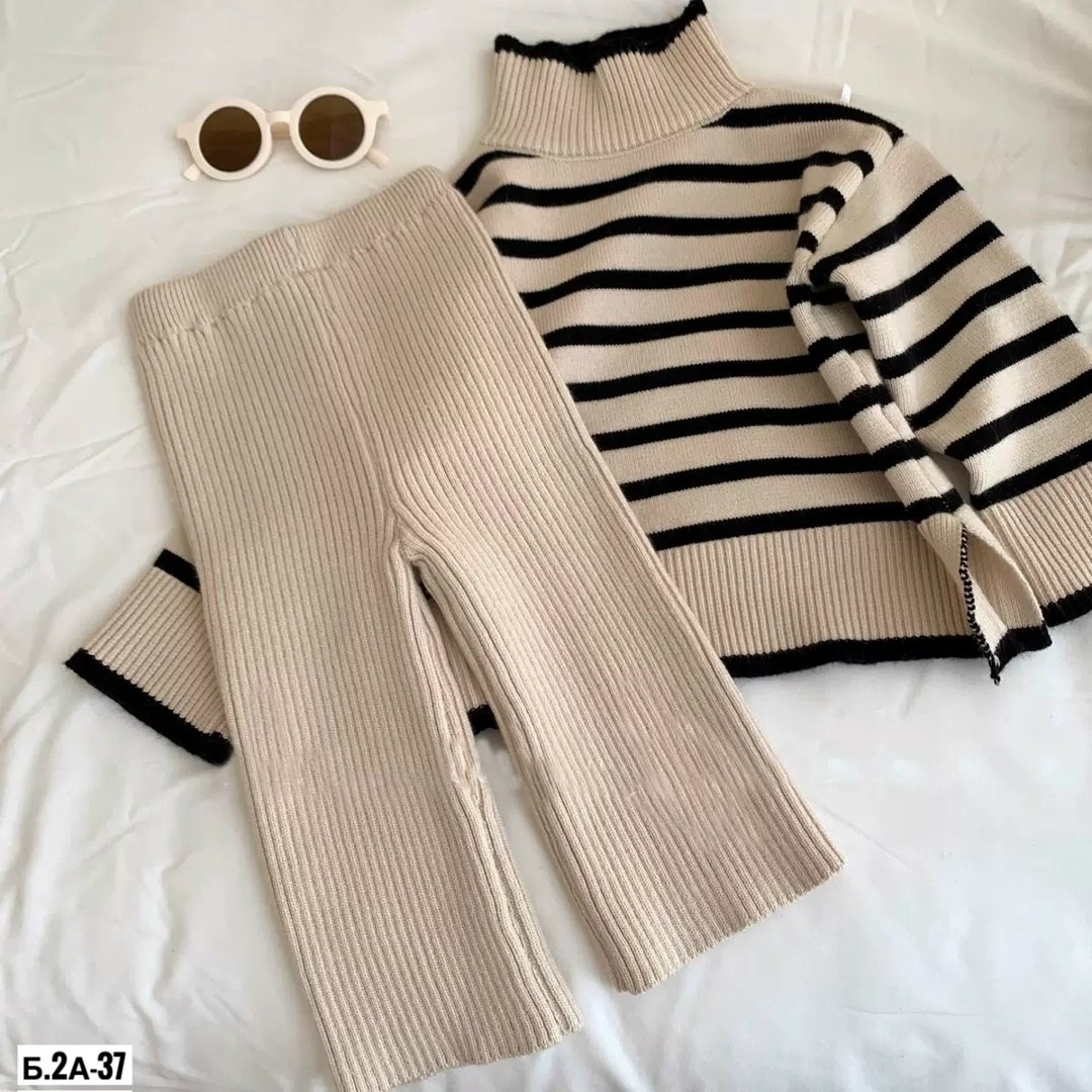 вязаный костюм для девочек,комплект детской одежды для девочки,трикотажные костюмы,свитер для девочек,свитер в полоску для девочек