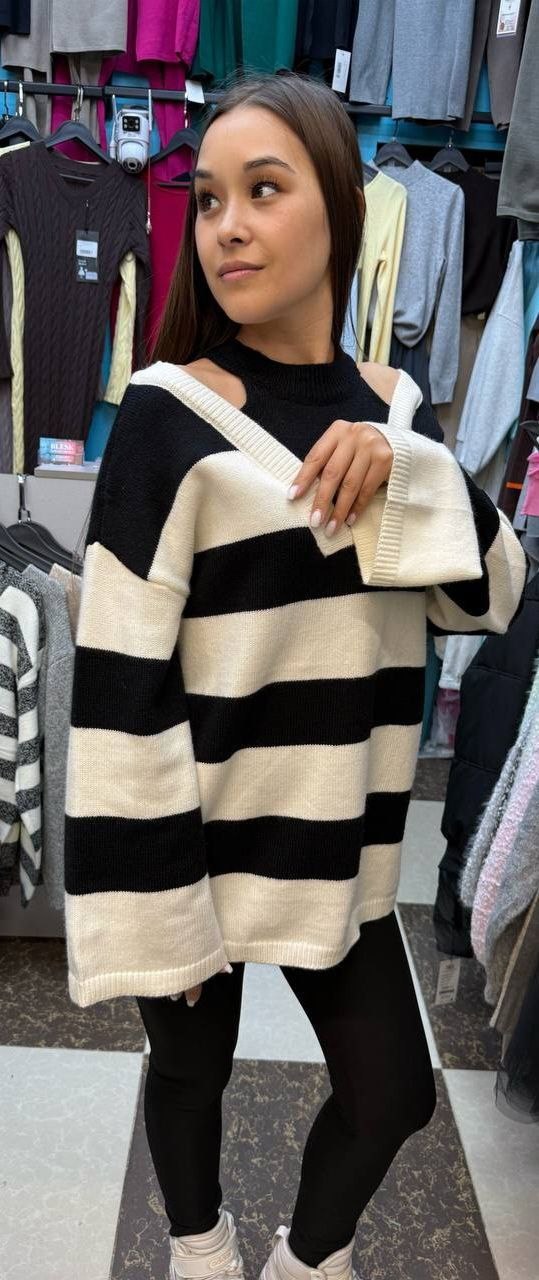 женский трикотажный свитер в полоску,модные свитера,свитер джемпер в полоску,свитер,вязаные свитера