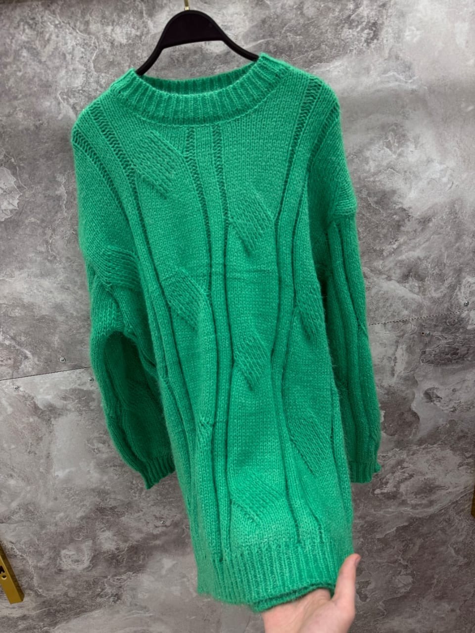 вязаные свитера,женские свитера,модные свитера,свитер с косами,свитер