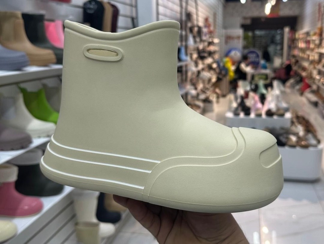 резиновые сапоги,женские резиновые сапоги,,резиновая ,мужские резиновые сапог