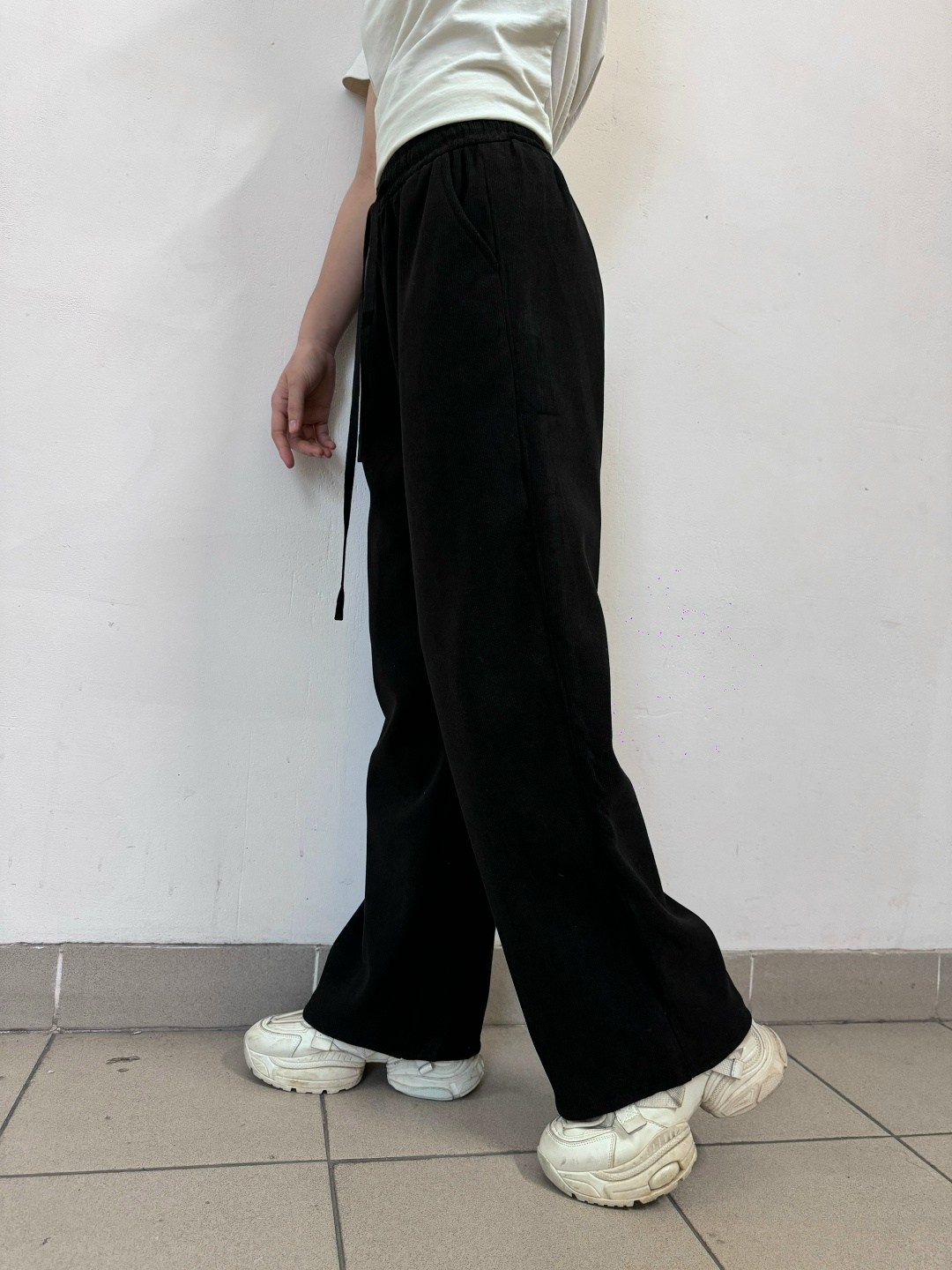 брюки спортивные широкие,широкие брюки,брюки спортивные,брюки свободные,повседневные брюки