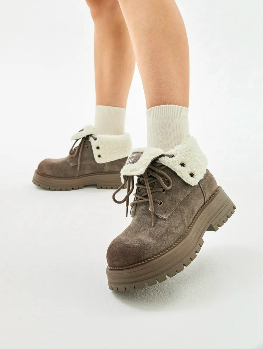 ,женские ботинки,ботинка женские зимние,ботинки miu miu,зимняя женская