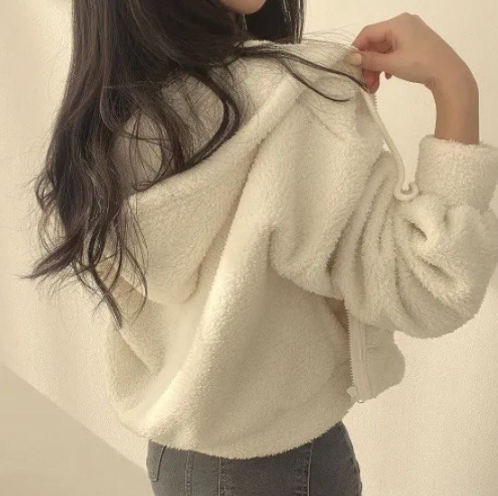 короткая куртка,куртка из искусственного меха женская,куртка из искусственного меха,теплая куртка,плюшевая куртка