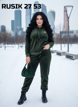 Костюм