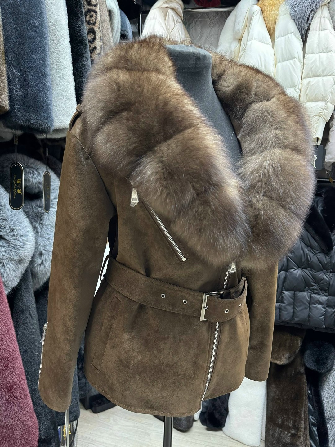 куртка меховая,куртка кожаная с мехом,куртка с мехом,пальто с мехом,меховые изделия