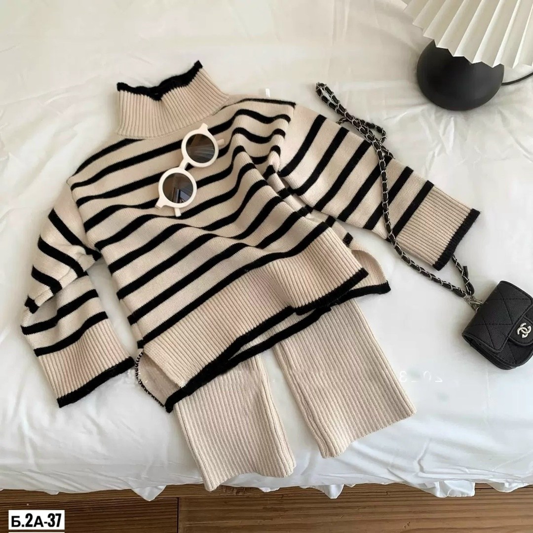 вязаный костюм для девочек,комплект детской одежды для девочки,трикотажные костюмы,свитер для девочек,свитер в полоску для девочек