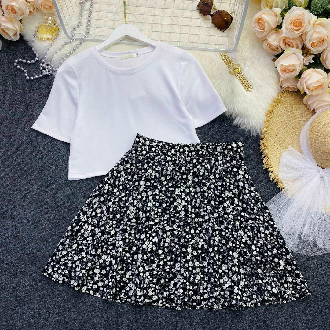 костюмы комплекты,одежда комплект,футболки комплект,комплект одежды для девочек,одежда женская