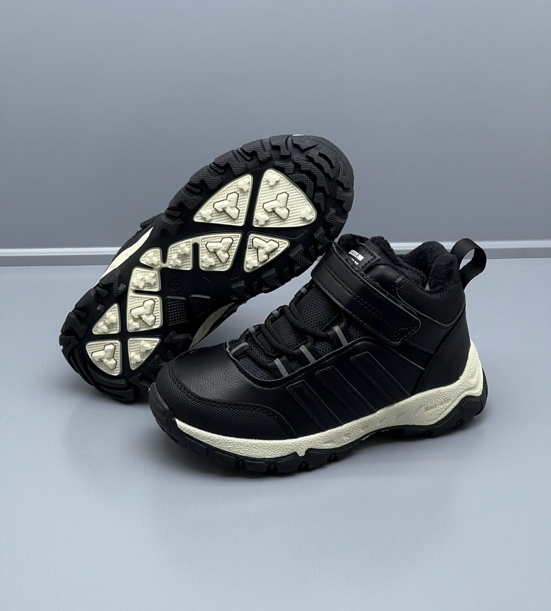 треккинговые ботинки адидас,зимние кроссовки adidas,детская  адидас зима,ботинки adidas,ботинки адидас