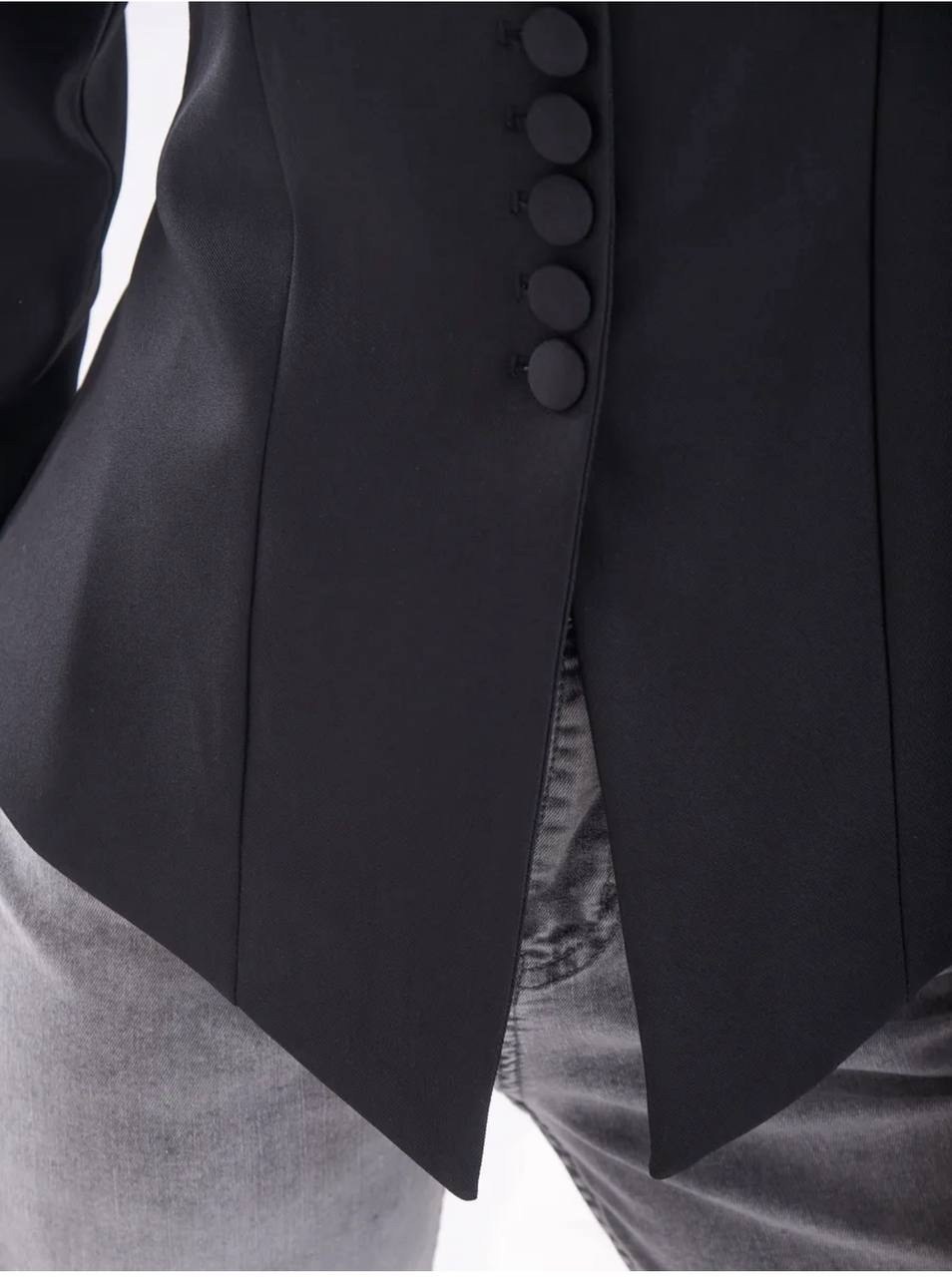 пиджак,пиджак приталенный,жакет,пиджак костюм