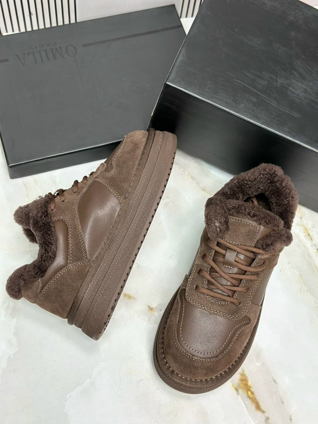 ,женская ,женская зимняя ,обуви,кроссовки замшевые