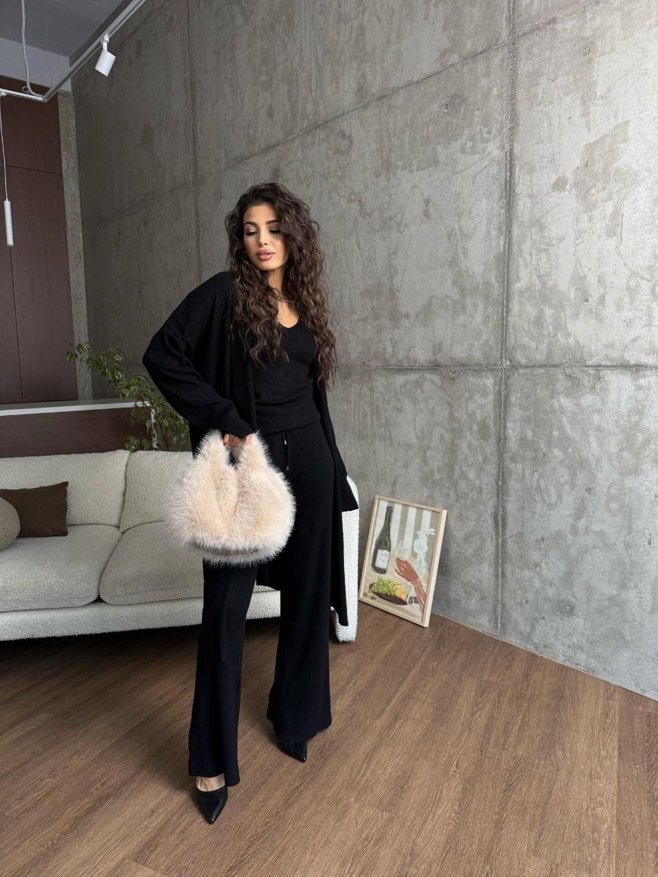 костюмы брючные,трикотажный брючный костюм,трикотажные костюмы,костюмы женские,кардиган голубой