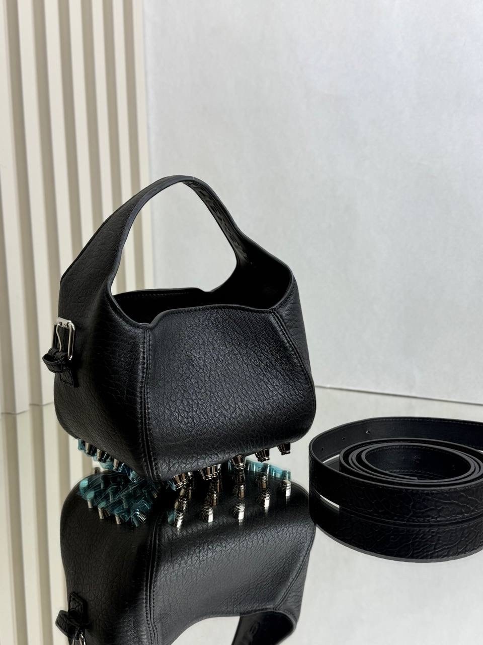 сумки,сумка,женская сумка,мини сумка,сумка с шипами