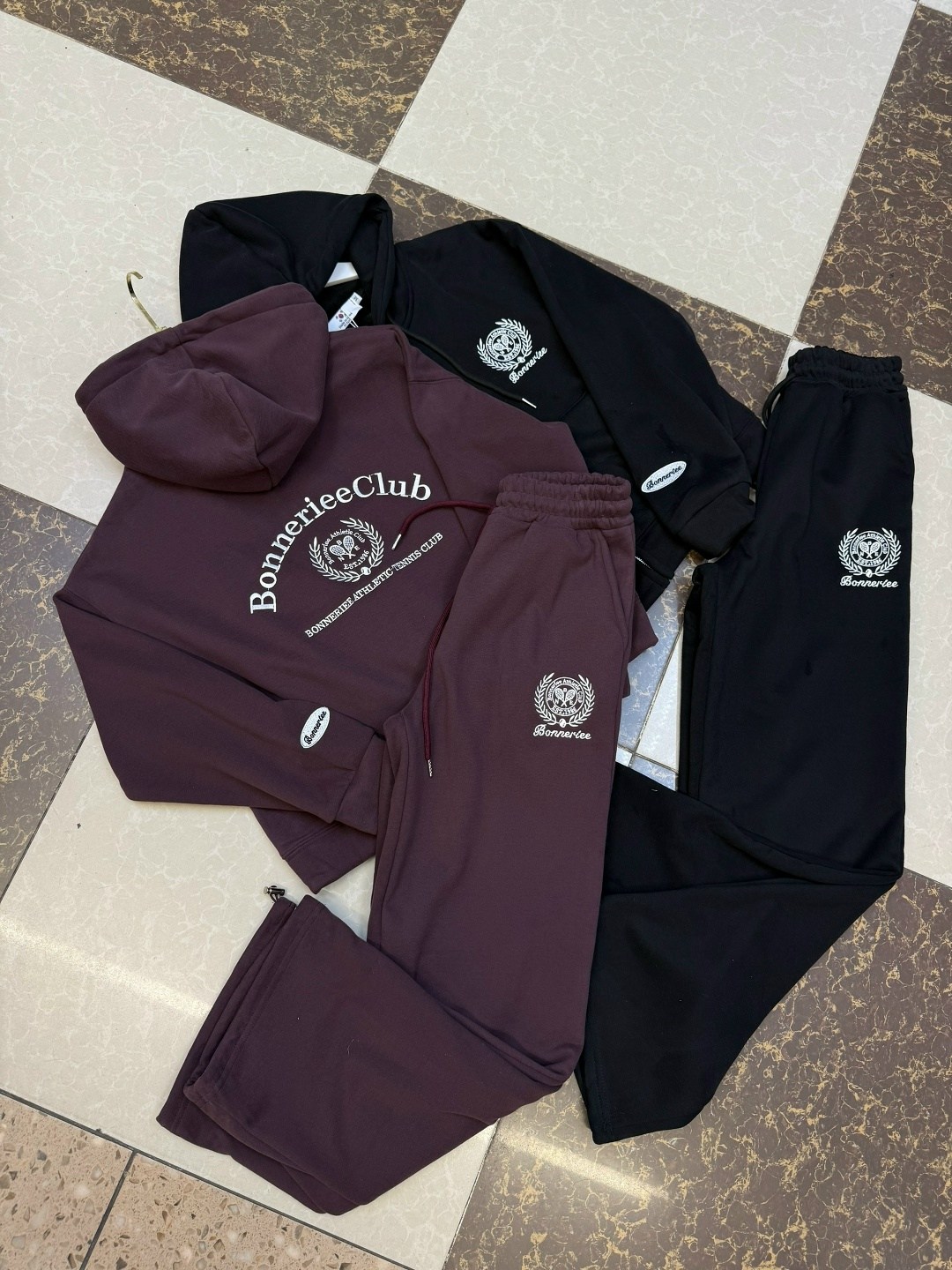 стильные костюмы,костюмы женские,спортивные костюмы,спортивные костюмы женские,